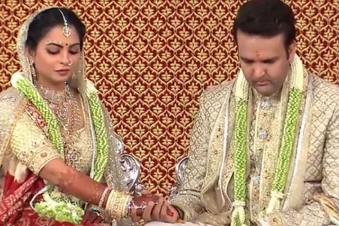 Isha Ambani & Anand Piramal  wedding pictures