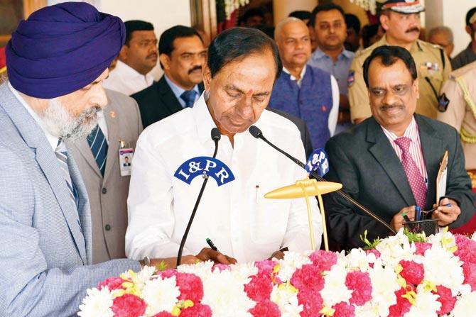 KCR sworn in as Telangana chief minister