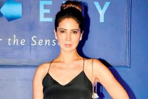 Mumbai Police seize Range Rover in possession of Kim Sharma