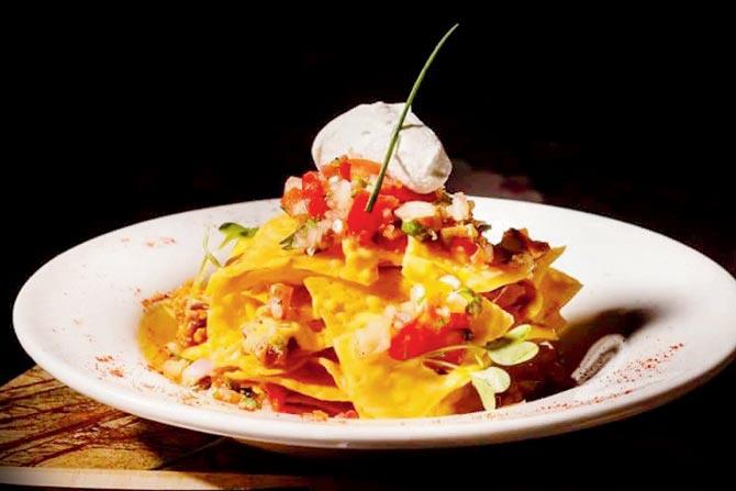 Pulled jackfruit nachos