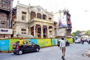 Mumbai: Parsi factions' fight hits fire temple cause