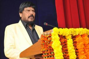 Ramdas Athawale: Rs 15 lakh will come slowly, not at once