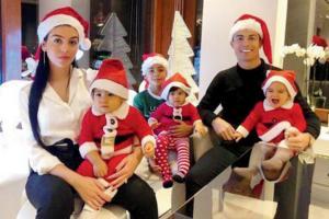 Sachin Tendulkar turns Santa, Ronaldo spends Christmas with family