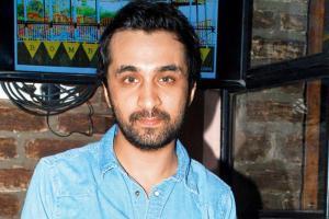 Siddhanth Kapoor doesn't aim to be in Rs 100 crore club race