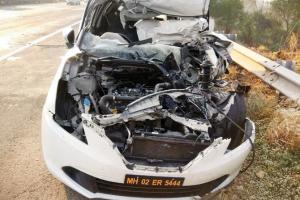 Two techies dead in Mumbai-Pune Expressway collision with truck