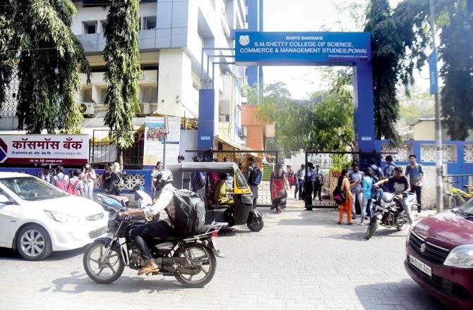 Even as auto-rickshaws and two-wheelers crowd near the main entrance of the school, security guards are never seen making any efforts to clear the spot
