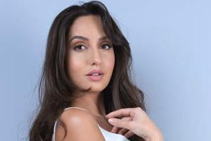 Nora Fatehi smoothly steals 2018 with her moves and talent