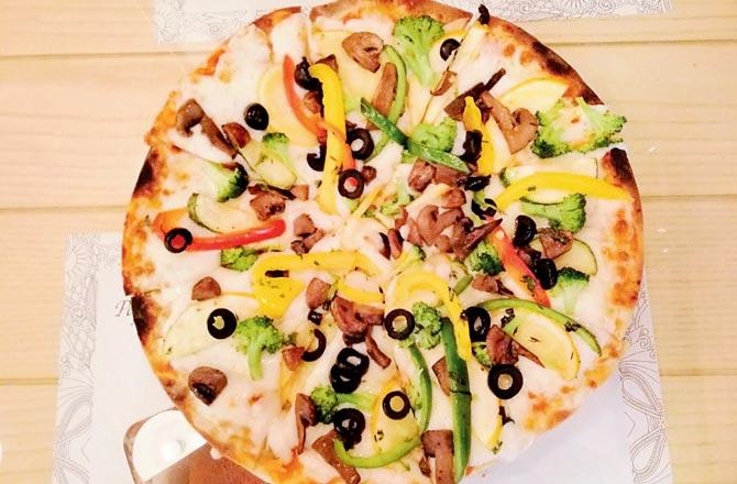 Exotic vegetable chargrilled pizza