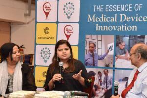 Poonam Mahajan invites IIT-B BETiC to conduct low cost medical device
