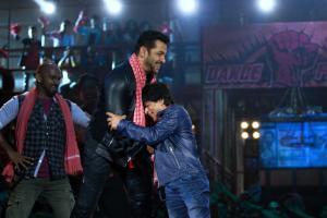 Shah Rukh Khan starrer Zero promises family entertainment 