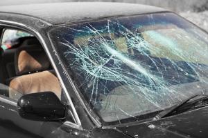 4 arrested for stealing articles, breaking vehicle windows