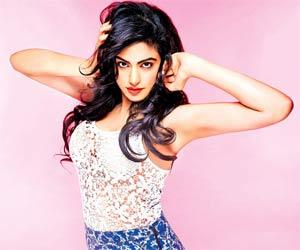 Adah Sharma to play double role in Soulmate