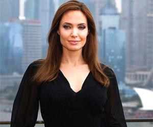 Angelina Jolie's advice to daughters: A life of service is worth living