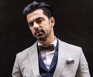 Romance, dating and Valentine's Day plans with Anuj Sachdeva