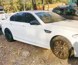 Mumbai: BMW firm officials booked for towing customer's car containing valuables