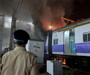 Mumbai: Local train catches fire at Dadar railway station