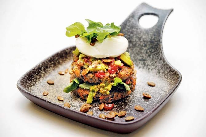 The  naked  burger. pics/shadab khan