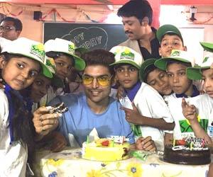 Gurmeet Choudhary celebrates his birthday with the kids of NGO