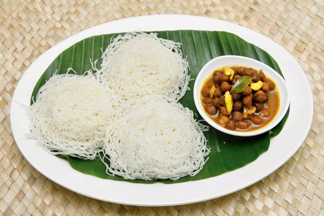 Idiyappam with kadala curry