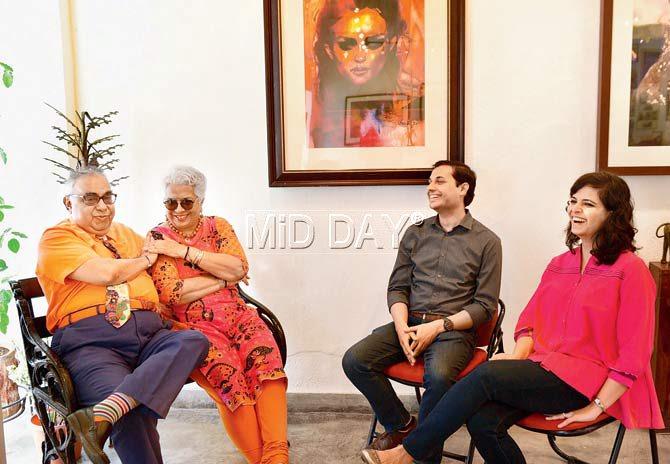 Jamal Mecklai, 67 with his gallerist-wife, Pravina, 65, converse with designer couple Aditya Palsule, 34, and Ruchita Madhok, 33. Pics/Bipin Kokate