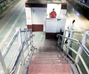 New foot overbridge at Kurla, Thane stations leads straight to men's toilet