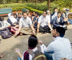 Masters of Social Work students demand mark-sheets as MU celebrates convocation
