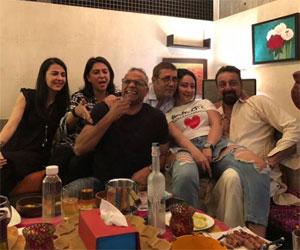 Maanayata Dutt shares photo with Sanjay Dutt and family, misses Trishala