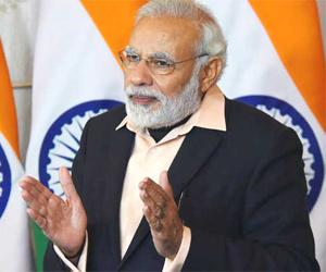 Narendra Modi takes dig at Renuka Chowdhury for her laughter, she hits back
