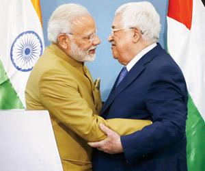 Palestine's Mahmoud Abbas seeks India's role in peace process 
