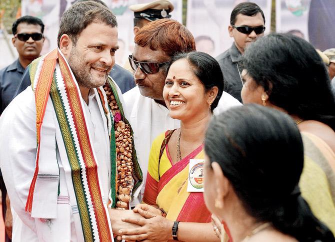 Rahul Gandhi during the rally in Hosapete, Karnataka. Pic/PTI