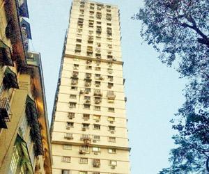 Senior citizen found dead in his Colaba home wouldn't allow cops to check on him
