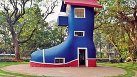 Mumbai: The old woman's shoe, Kamla Nehru Park opens for visitors after one  year