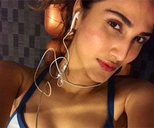 Vaani Kapoor takes a hot selfie in a sportswear