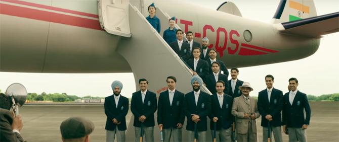 akshay kumar gold cast