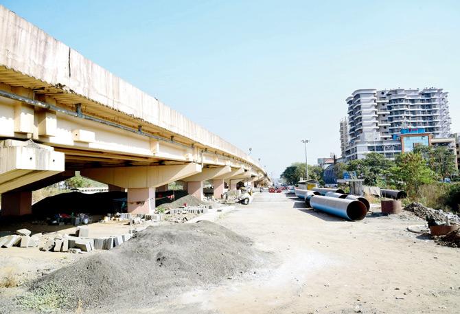 For over four years, the road connecting Mumbai and Kamothe has been closed. File Pic