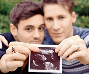 Baby Tom Daley Husband : Tom Daley And Dustin Lance Black Share First Picture Of Their Baby Son Named After Olympic Diver S Late Dad _ This means that tom and dustin both contributed to the conception of their son, but only one of them is actually the biological father.