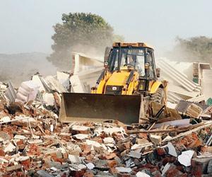 Rumor child dying during demolition drive leads to brutal mob attack in Vasai