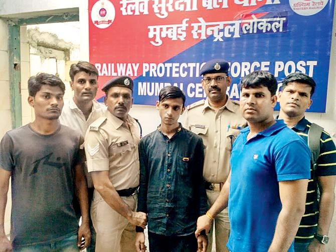 Fatka gang members in custody of the GRP at Lower Parel