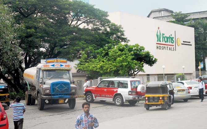 The victims were rushed to Fortis Hospital in Thane