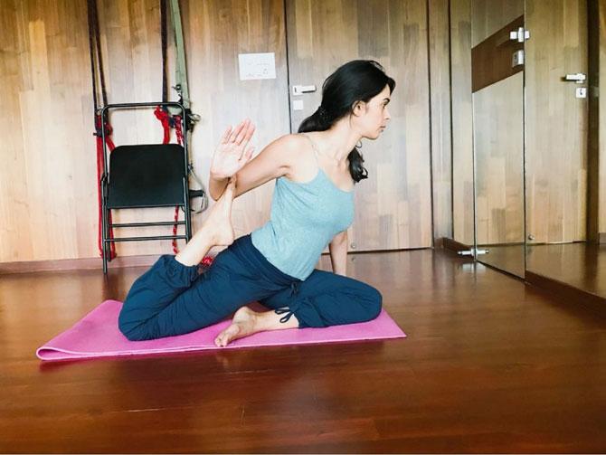 Mallika Sherawat gives us fitness goals. See photos