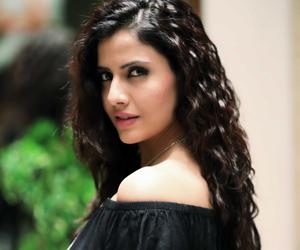 Smiriti Kalra: If someone enjoys clicking themselves, so be it! 