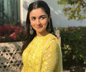 Video of Alia Bhatt dancing her heart out at friend's wedding is going viral