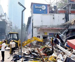 Kamala Mills fire aftermath: BMC cracks whip on 138 eateries in Mumbai