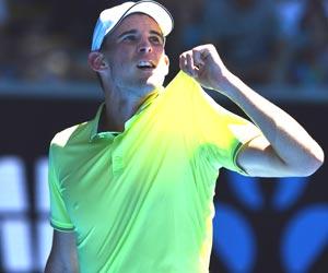 Australian Open: Dominic Thiem beats heat in five set fightback