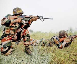 Pakistan targets Indian positions on LoC