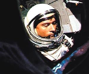 NASA: America's 'most experienced astronaut', John Young dies