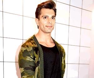 Karan Singh Grover wins fitness title at event