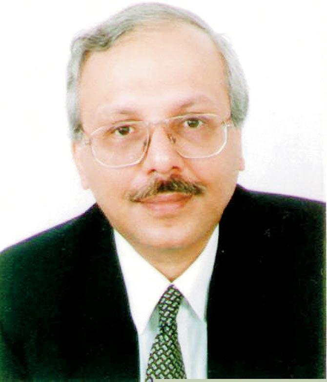 Late Vijay Mukhi