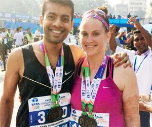Mumbai Marathon: Couple runs the marathon together two days after their wedding