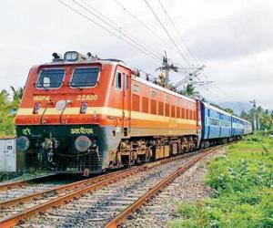 MoS Railways inaugurates heritage exhibition